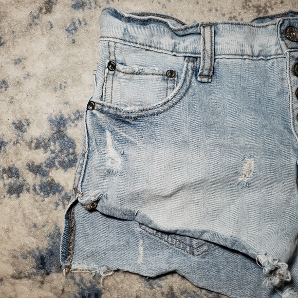 Free People Runaway Slouch Button Fly Shorts Size 24 - Picture 3 of 9